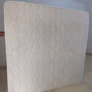 Vendo día colchones de uso en perfecto estado king - Img 57471025