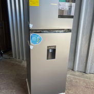 Marca HISENSE 👌 Refrigerador de 7.3 pies con Dispensador de Agua nuevo en su caja con garantía ✅️ - Img 57148821