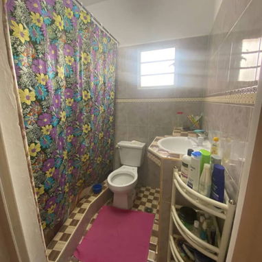 Casa de dos niveles - 9/10