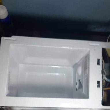 Reparación Chapisteria y Pintura Microondas - 2/2