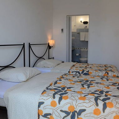 SE RENTA APARTAMENTO INDEPENDIENTE,  DE 1 DORMITORIO, EN LA HABANA VIEJA - 10/10