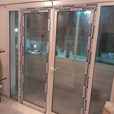 Puerta y ventanas de aluminio y cristal - Img 125582917