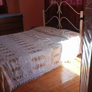 rento apartamento dos dormitorios Habana Vieja bien ubicado construcción capitalista buen estado 310 dólares al mes - Img 54891751