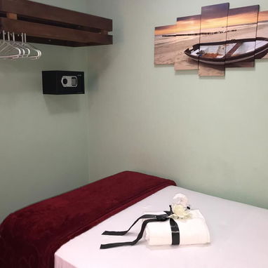 ✨COD.Z SE RENTA  HERMOSA CASA MODERNA EN EL CENTRO DE CIENFUEGOS - 2 HABITACIONES - 4/5