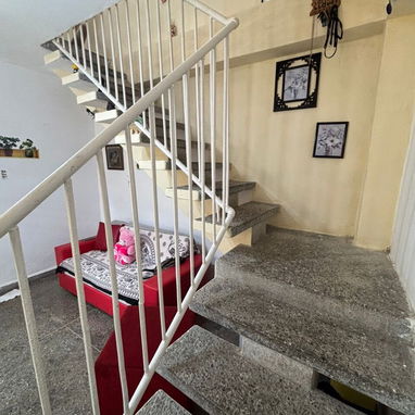 🏡EN VENTA CASA DE DOS PLANTAS! - 7/10