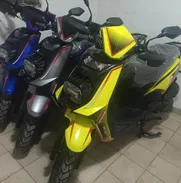 2100 USD MOTOS AVA FLASH  ( DESARMADAS )  • ⁠4 tiempo  • automática  • 150 CC  • ⁠Gasolina   COLOR : 🔵🟡🩶 SE BUSCAN EN - Img 49278921