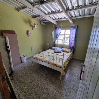 Se vende casa - 6/9