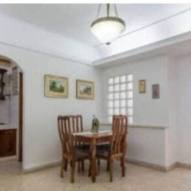 APARTAMENTO EN RENTA EN EL VEDADO – FRENTE AL PARQUE DEL QUIJOTE - 2/10