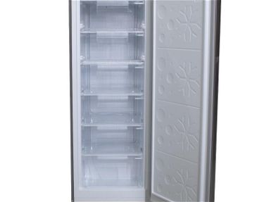 Freezer / Nevera/ Congelador vertical 6 pies - Img main-image