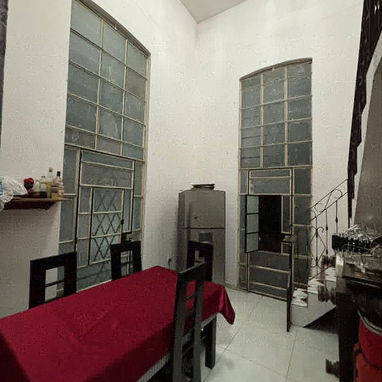 VENTA DE CASA EN LA HABANA VIEJA ( a tres cuadras de la calsada de monte ) - Img 124626321