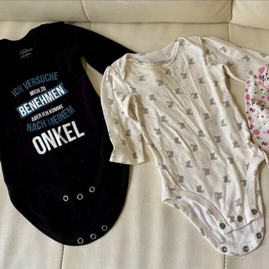 Ropa de bebé de uso - Img 123629980