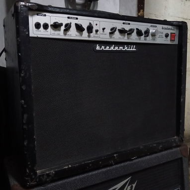 Amplificador de Guitarra Bredamhill VT100 - Img 111887746