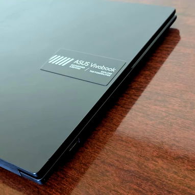 Venta Laptop AsusVivoBook 330 13 Gen - Img 123729281