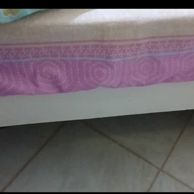 Se vende Cama camera con cabezal,colchón y gavetas. - Img 122090839
