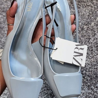 Perfumes. Sandalias. Tacones. Pantalones.Carteras.Chaqueta.Cazadora Bolsos Tenis 52465450 - Img 106027188