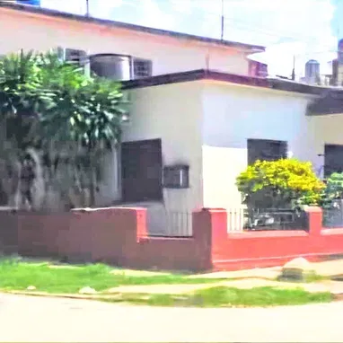 Se vende casa en Marianao - 2/4