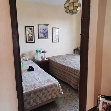 Se vende apartamento en el Vedado próximo a 23 - Img 119073121