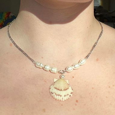 ☀️🌊 ¡El verano ya llegó y tu look playero pide a gritos el toque del mar! 🌊☀️  Collares, tobilleras, pulseras y más - Img 124768362