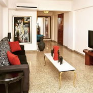 APARTAMENTO DE 3 HABITACIONES Y 2 BAÑOS EN EL VEDADO CON RESPALDO ENERGÉTICO - Img 55704828