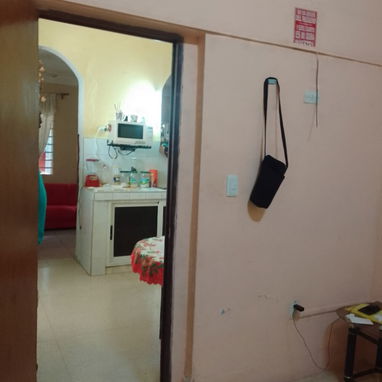 En miramar..entrada por 5ta avenida..se vende casa de dos cuartos - 3/5