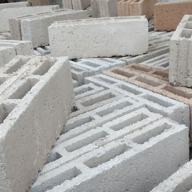 Bloques materiales de construcci贸n - Img 123333598