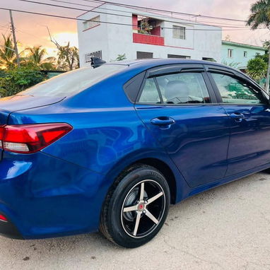 Kia Rio AZUL – $65 USD/día - 2/2