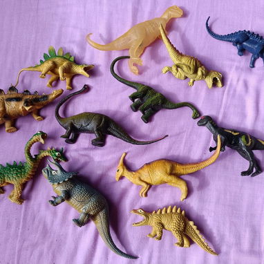Varios conjuntos: Micro Parque Jurásico, mini zoológico, mini herramientas, mini carritos.. - 3/5