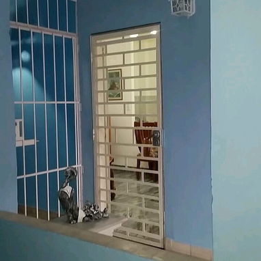 RENTA LINEAL APTO, 1 HABITACIÓN CON RESPALDO Y WIFI, VEDADO, CERCA DE HOSPITALES - 8/10