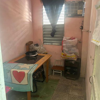 Venta casa cerca del semáforo de guanabacoa - Img 123405309