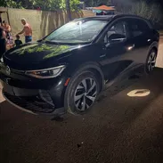 VOLKSWAGEN ID.4 + MOTO ELÉCTRICA MURASAKI XS10 — ¡COMBO GANGA CON REGALO INCLUIDO! 🔥 - Img 57376124