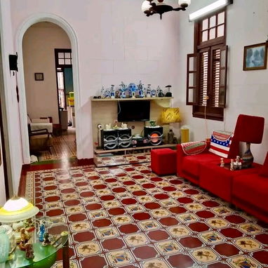 🏠 GG-122 | ¡VIVIR Y EMPRENDER EN LAWTON! Biplanta de 1938 con 4 Dormitorios 💼✨ - Img 121482064