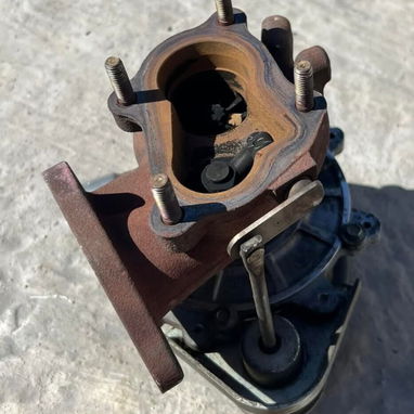 Turbo de motor 2KD año 2015 Toyota Hiace - Img 117465131