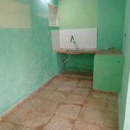 Se vende  con cosas adentro como refrigerador cocina frisar mesa de 4 sillas dos sillones - Img 55581565