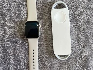 Apple Watch SE de 2da generación NUEVO EN CAJA NUEVOSSS apple watch Apple Watch apple watch Apple Watch apple watch - Img 47951241