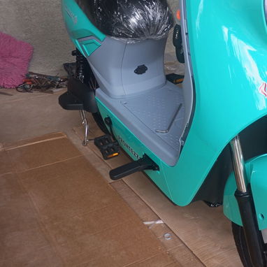Bicimoto Marca Challenger  Motor 500w  Bateria de gel  48v x 20ah  Autonomía de 50 a 60 kilómetros  Dos mandos de alarma - Img 123544905