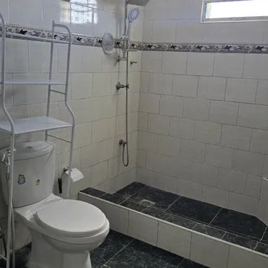 🏡✨ *VENTA DE CASA – REPARTO RESIDENCIAL ASUNCIÓN, 10 DE OCTUBRE* ✨🏡 - 10/10