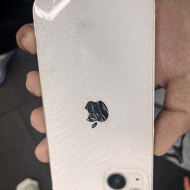 Vendo o cambio por mayor y vuelto IPHONE 13🤍  Libre de fábrica   Batería en 80%  Face ID y True Tone Ok   Lo doy con co - Img 124136711