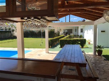Casa de lujo con piscina disponible en La Habana - Img 65347358