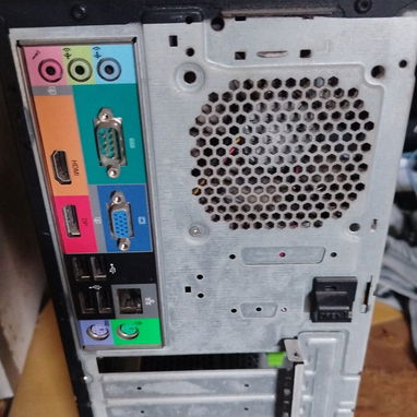 Vendo torre core i7 de 8va - 3/4