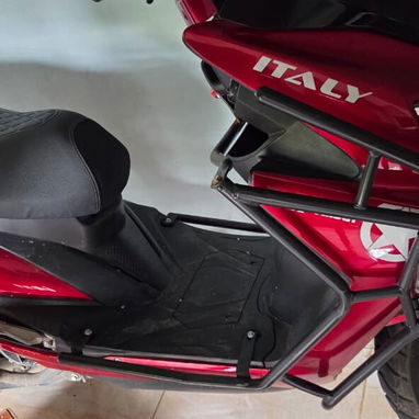 Moto 200cc, 3500km, como nueva, bien cuidada - Img 127652938