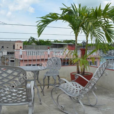 RENTA apartamento independiente 1 habitacion con Qba Hostin 360 en CIENFUEGOS. - 7/8