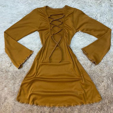 Vestidos y más productos - Img 124843144