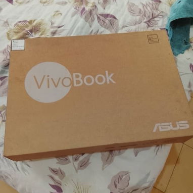 Vendo Laptop ASUS VivoBook 14 - 3/9