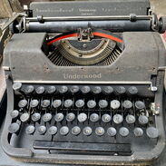 Maquina de escribir Underwood - Img 45401469
