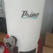 Calentador de gas marca Primo Plus con capacidad de 40 litros - Img 54694962