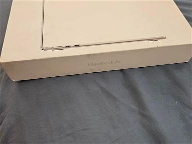 MacBook Air Chip M2 Starlight (Dorada) 15” 256gb 8 gb RAM  NUEVAA EN CAJA - Img main-image