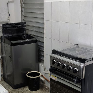 🏡 SE VENDE APARTAMENTO EN PISO 9 EN CENTRO HABANA, elevador 24/7 - Img 120930964