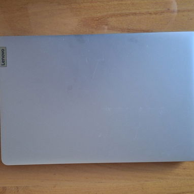 Laptop Lenovo 15ALC7 Ryzen 5 5500U 16GB 512GB SSD | 15.6” FHD Grado A Plus en La Habana - Img 120232761