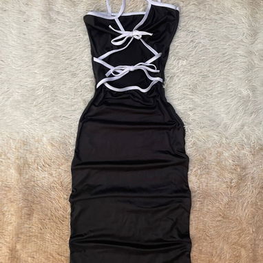 Pantaloneta combinada, vestidos doble nudo, pullover cajita NY y más - Img 124833450