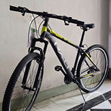 Bicicleta Rali medida 29 Precio:💲190usd ▪︎ Cuadro: Acero Reforzado con cableado interno. ▪︎ Frenos: Sistema V-Brake. ▪ - Img 123906983